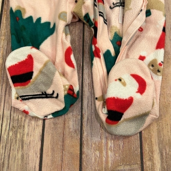 TWIN GIRL BUNDLE 💕 Baby girl fleece Christmas Jammie’s - Picture 5 of 6